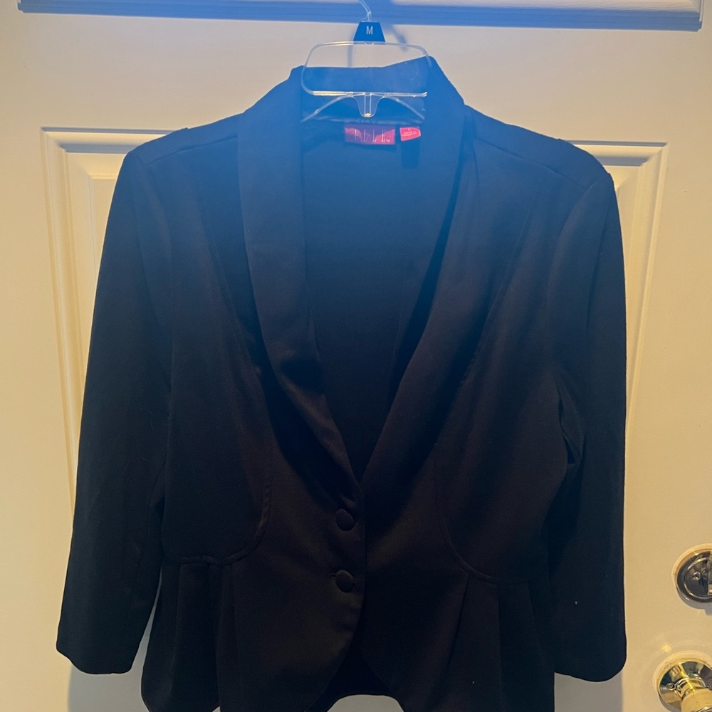 Elegant Black Women's Blazer
